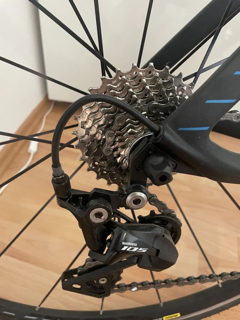 Triatlonové / časovkářské kolo Canyon Speedmax CF 7.0