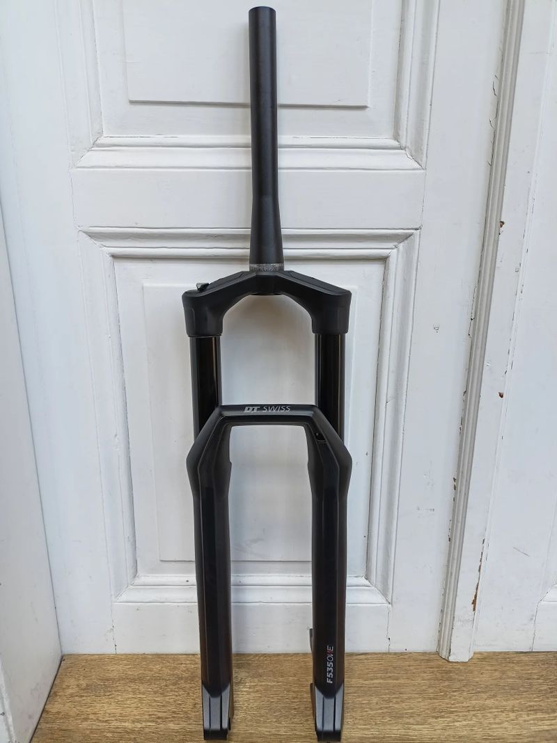 Vidlice DT Swiss F535 One 150 mm 29"