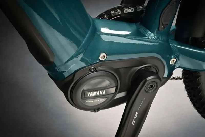 Haibike TREKKING 4 - Low ocean/blk/chrome - gloss, elektrokolo vel. S