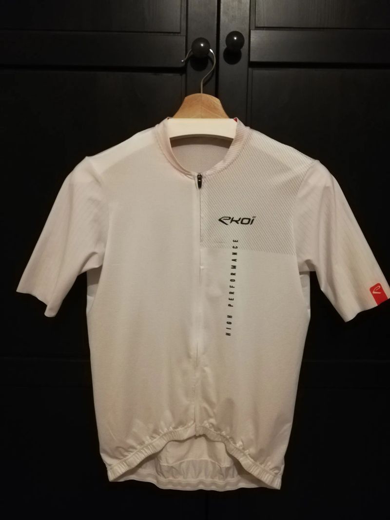 Dres EKOI vel.M