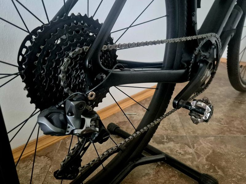 Quint Gravel 58" karbon rám v záruce, Shimano GRX RX810 Di2 1x11