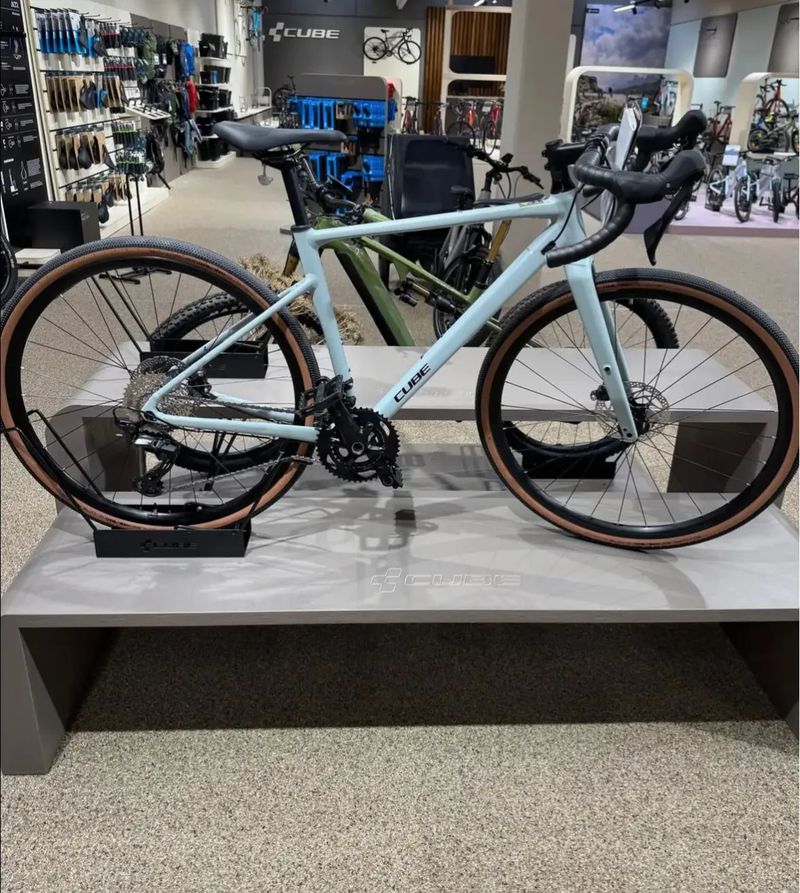 Nuroad Race - M (173-183cm)