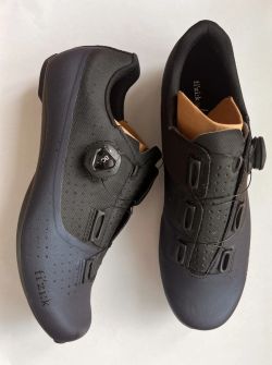 Silniční tretry Fizik Tempo Overcurve R4