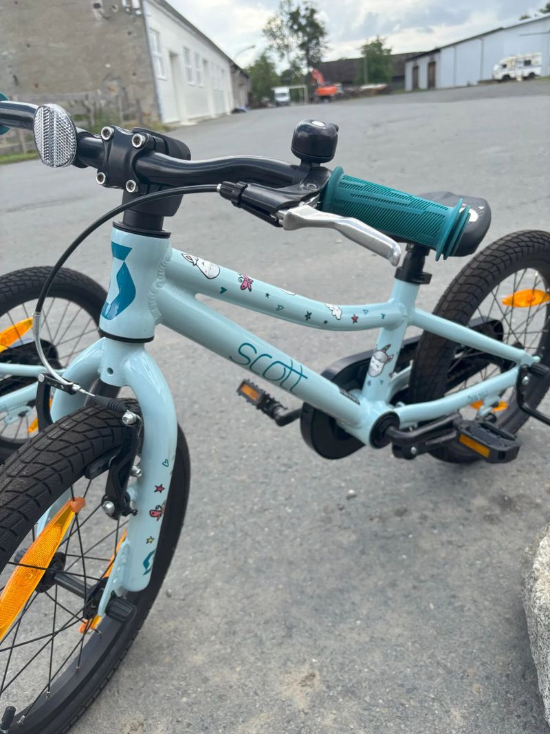Scott Contessa 16" a 14"