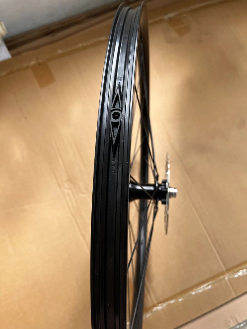 BONTRAGER Zadní kolo Kovee Comp TLR Boost 29" MTB