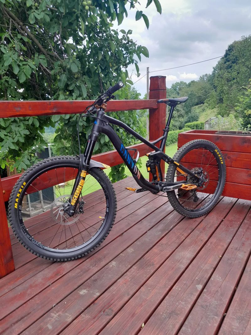 Canyon Strive AL 6.0 27,5 vel. L