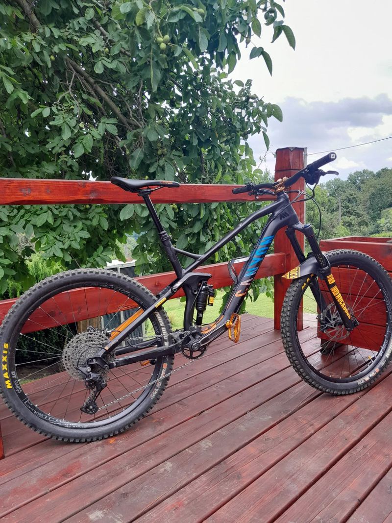 Canyon Strive AL 6.0 27,5 vel. L