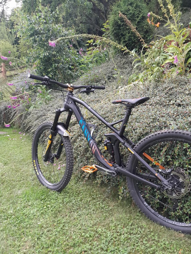 Canyon Strive AL 6.0 27,5 vel. L