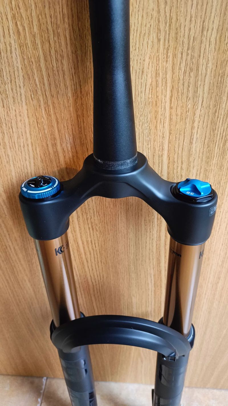Nová vidlice Fox 36 Factory Grip2 150mm 
