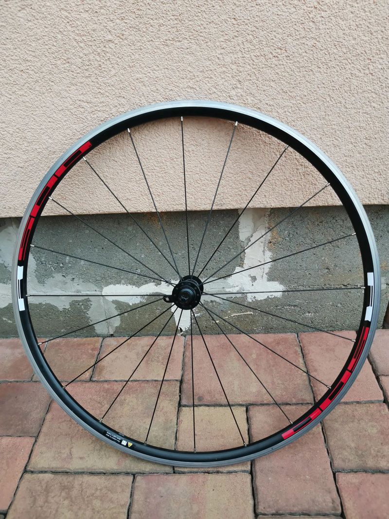 Shimano WH-R500