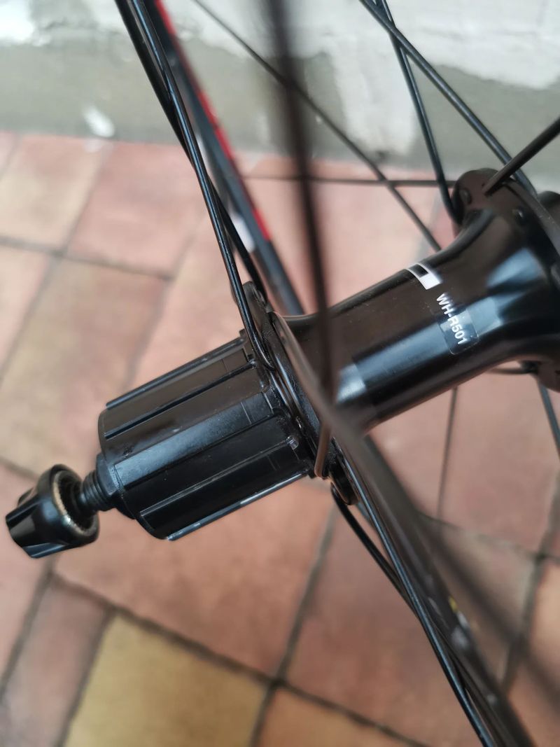 Shimano WH-R500