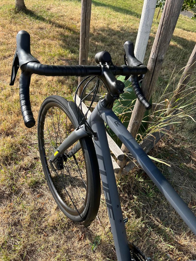 Cube Nuroad Race FE GRX