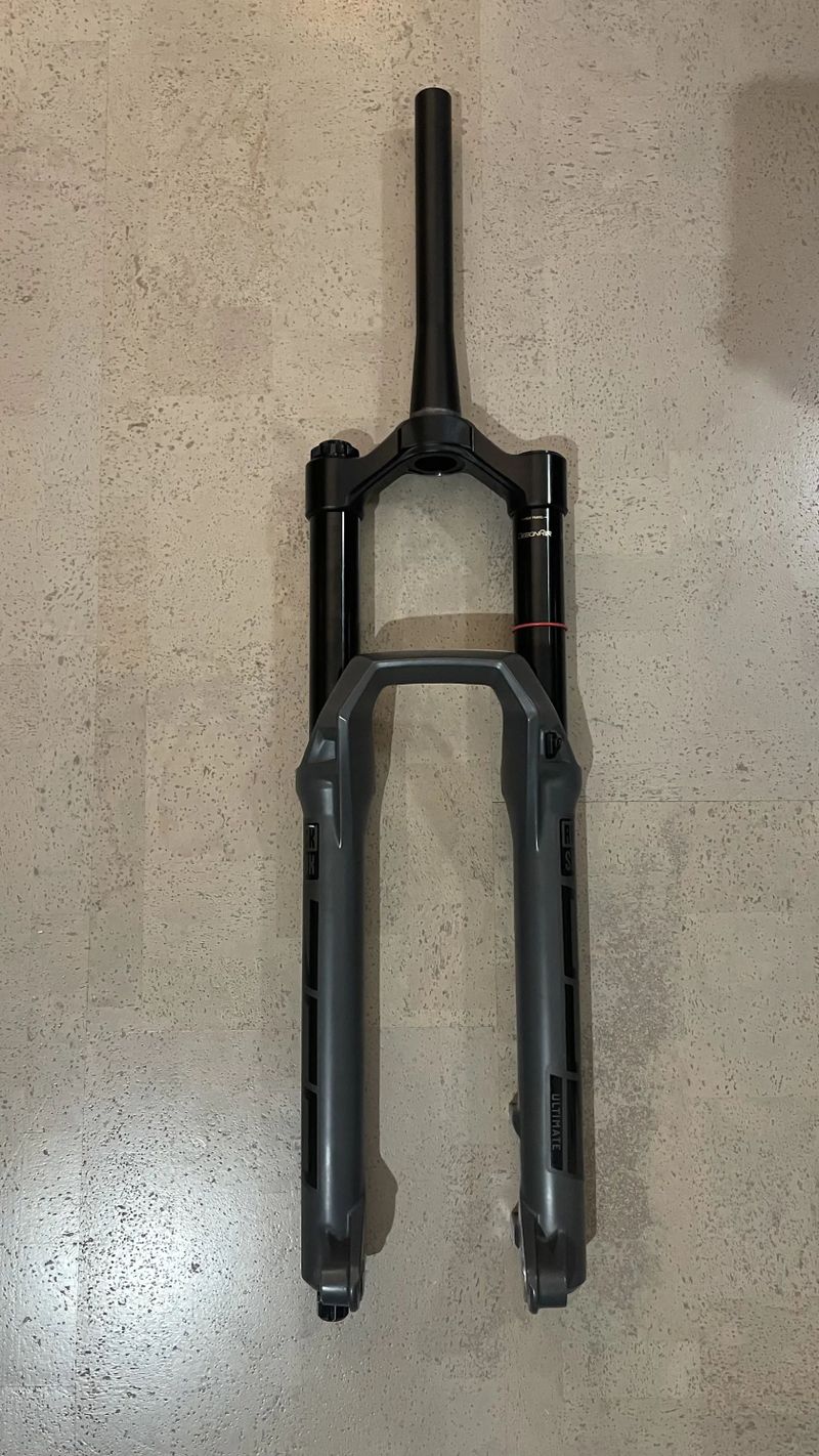 Prodám Rock Shox ZEB Ultimate 170mm 29"