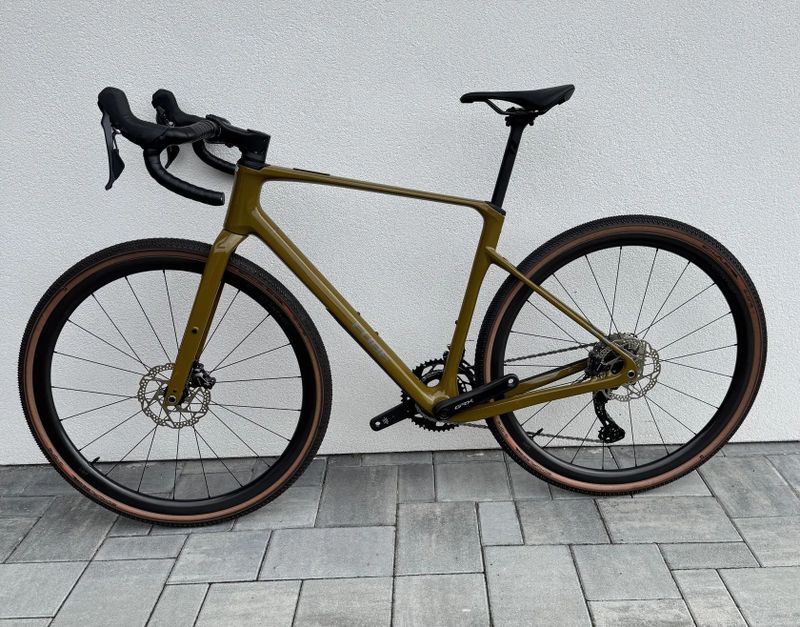 Nuroad c62 Pro - 56 (170-183cm)