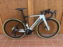 STEVENS ARCALIS DISC - karbonová plášťová kola - SHIMANO 105 2 x 12 - vel. 51 cm - NOVÉ