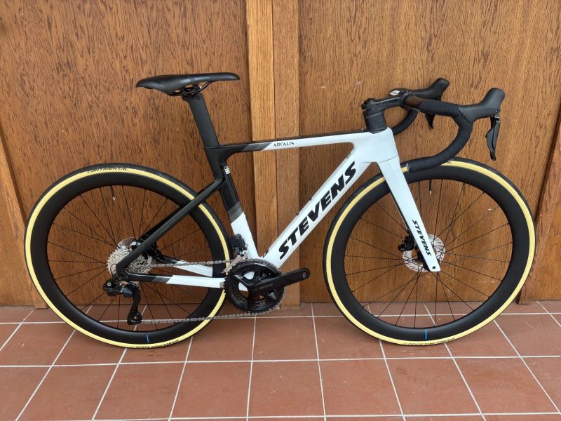 STEVENS ARCALIS DISC - karbonová plášťová kola - SHIMANO 105 2 x 12 - vel. 51 cm - NOVÉ