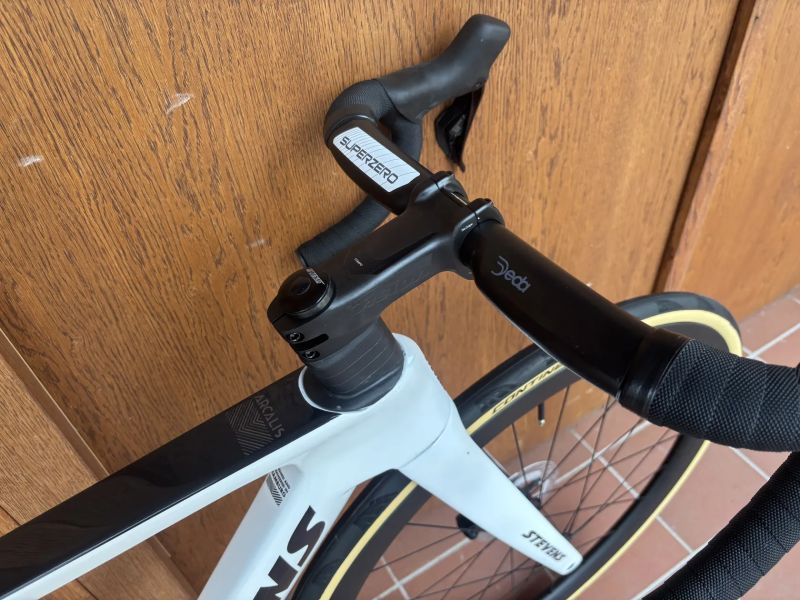 STEVENS ARCALIS DISC - karbonová plášťová kola - SHIMANO 105 2 x 12 - vel. 51 cm - NOVÉ