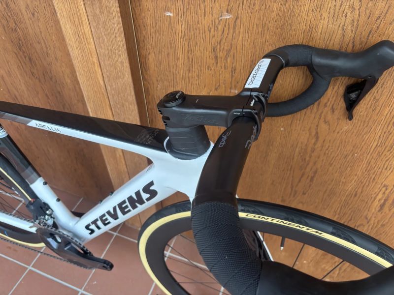 STEVENS ARCALIS DISC - karbonová plášťová kola - SHIMANO 105 2 x 12 - vel. 51 cm - NOVÉ