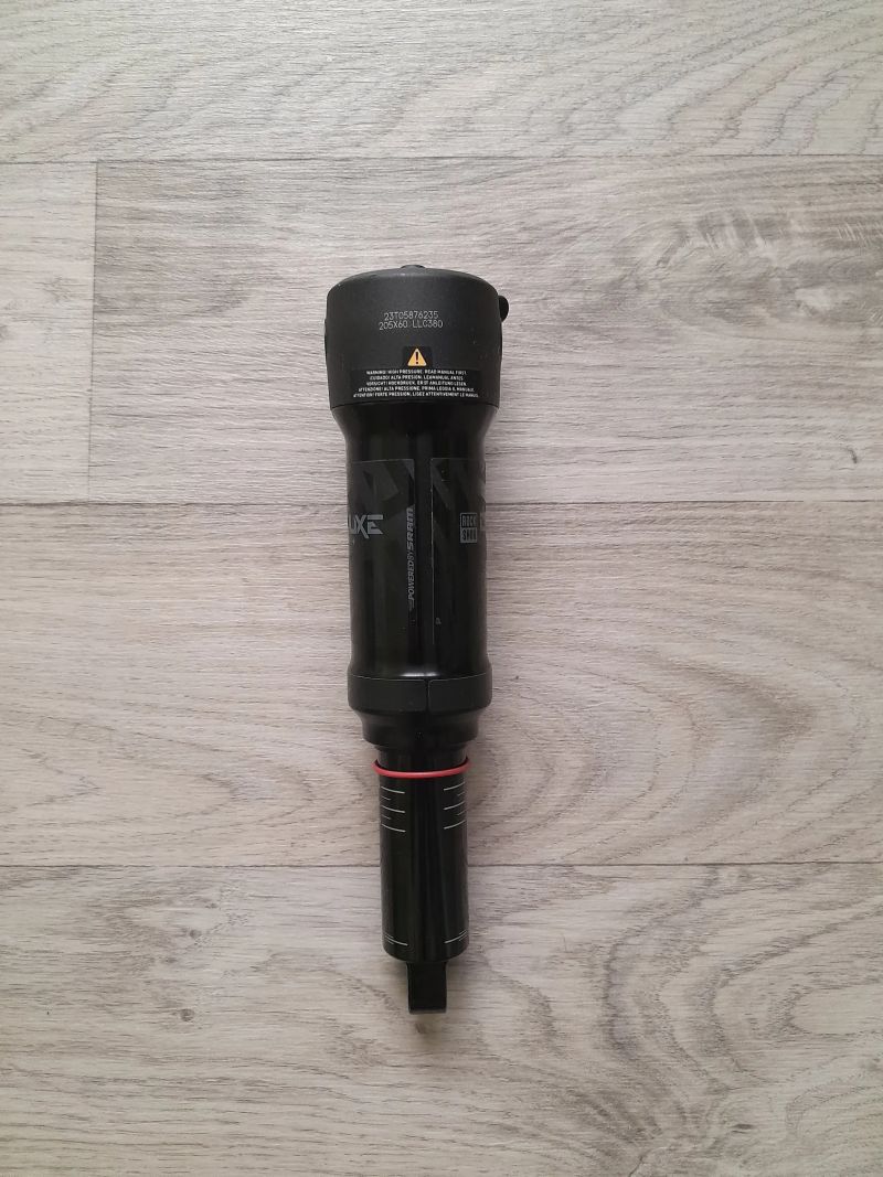 RockShox Deluxe Select+ 205x60 Trunnion