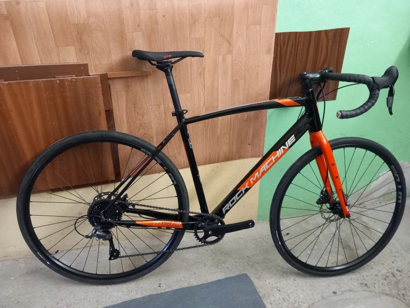 Prodám Gravel kolo Rock Machine GRAVELRIDE 200. Velikost L.