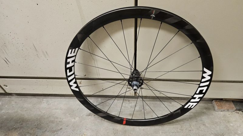 Karbonová kola Wilier Miche SLR 38 pláštová pevná osa 12 mm