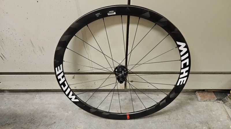 Karbonová kola Wilier Miche SLR 38 pláštová pevná osa 12 mm