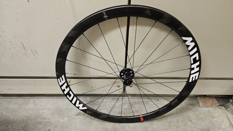 Karbonová kola Wilier Miche SLR 38 pláštová pevná osa 12 mm
