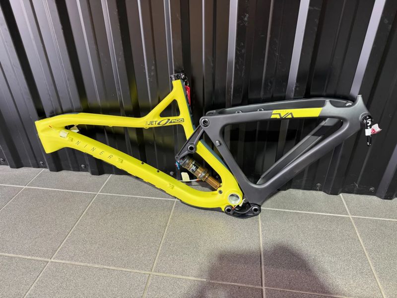 Niner Jet 9 RDO velikost M zcela nový karbonový rám FOX KASHIMA