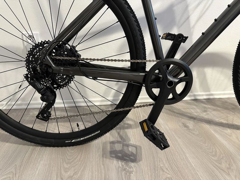 Specialized Sirrus X 3.0 2024, L, jako nový – po 200 km, komplet
