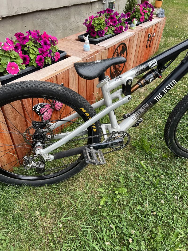 Slopestyle dirt kolo rose the jester fox 32 