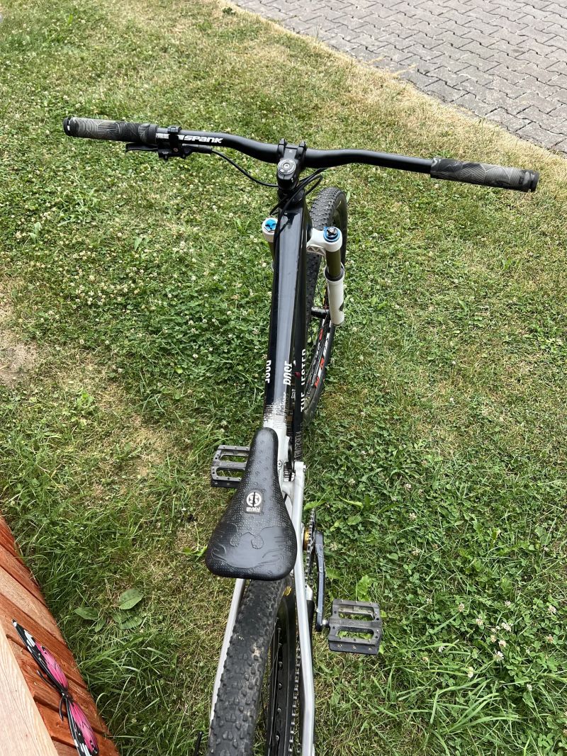 Slopestyle dirt kolo rose the jester fox 32 