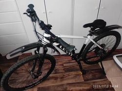 Horské kolo Levit Notos 3 2022 M (18") s příslušenstvím