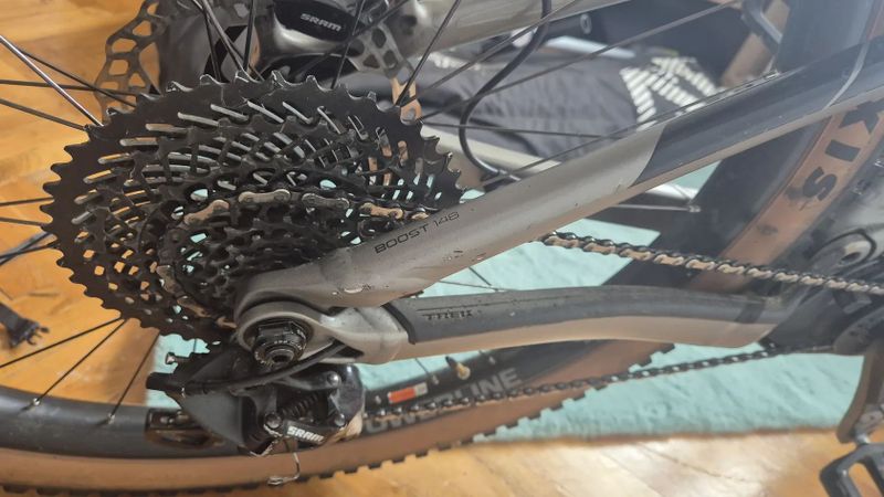 Prodáme elektrokolo Trek Powerfly 9
