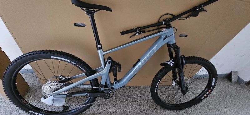 Ghost Riot AM CF PRO 29 vel. L