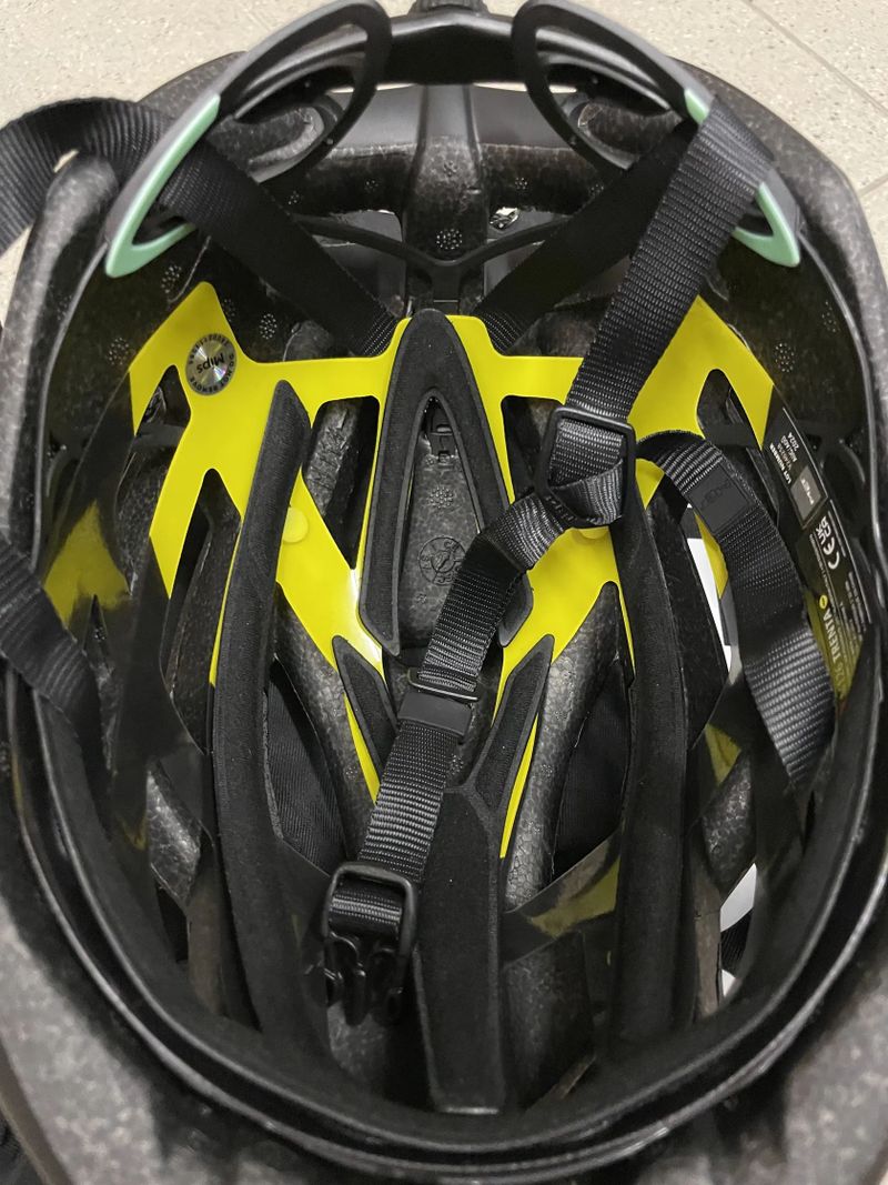 Cyklistická helma Met Trenta