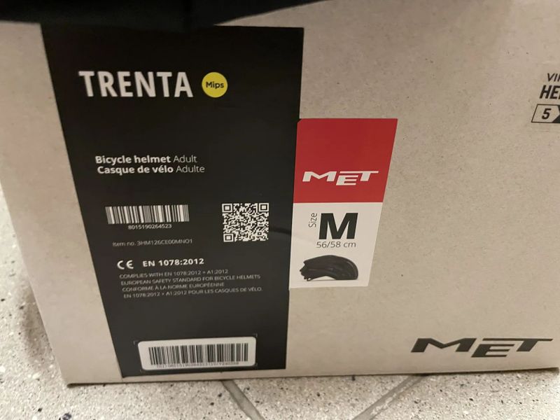Cyklistická helma Met Trenta