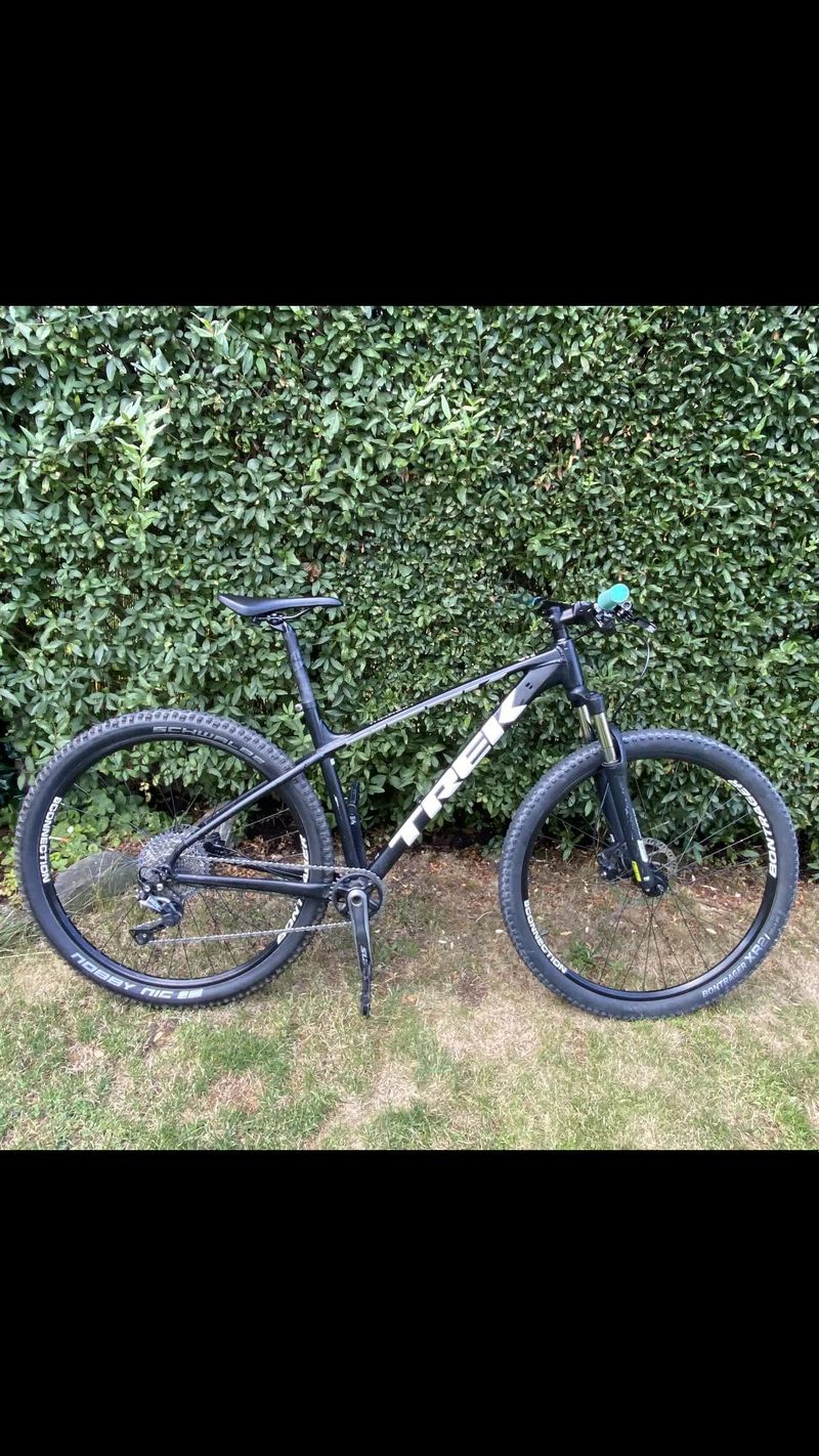 Horské kolo Trek Marlin 5