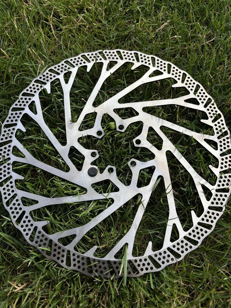 Galfer Shark brzdový kotúč, 223 mm, 6 dier
