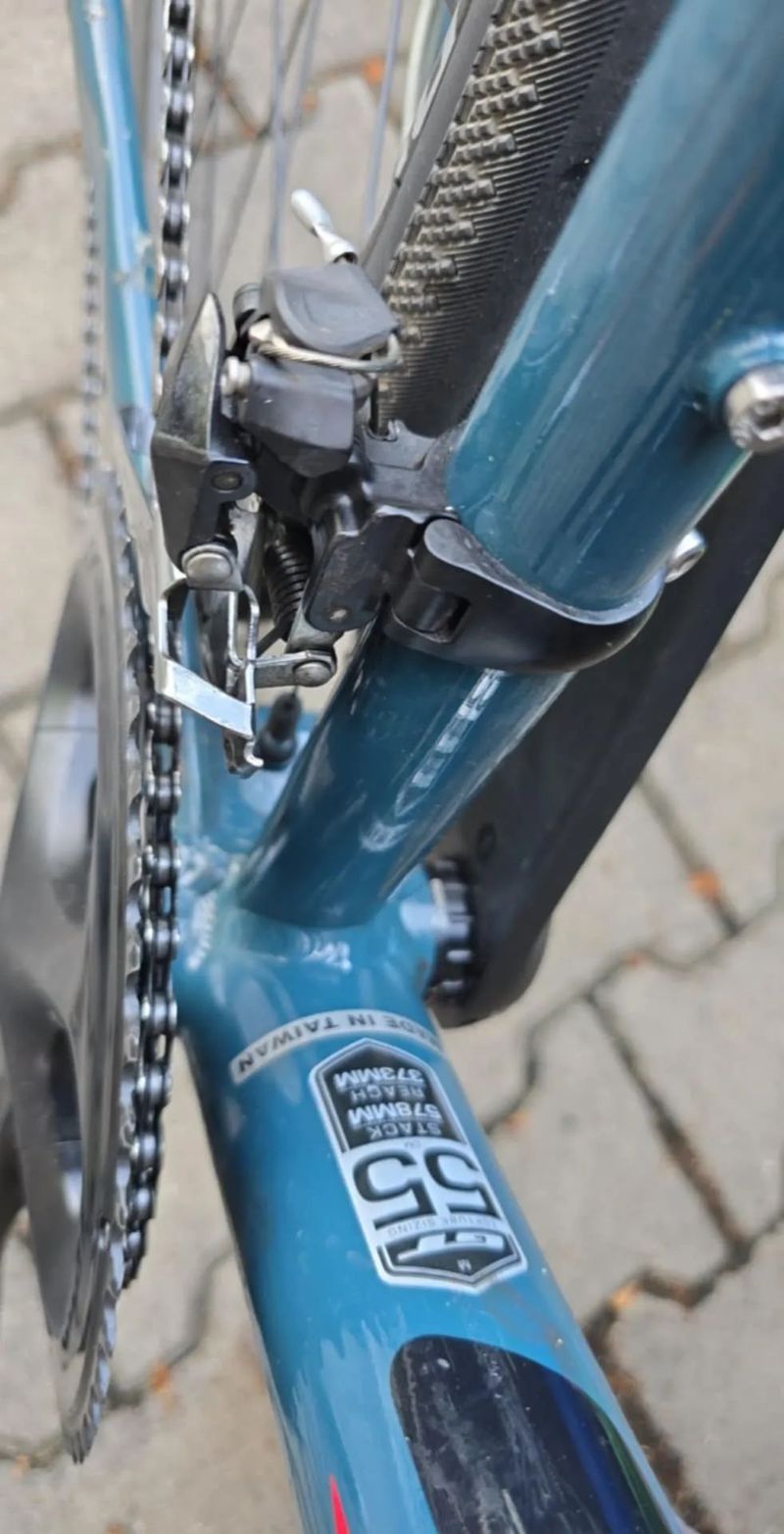 Gravel GT Grade Expert rám 55, Shimano 105