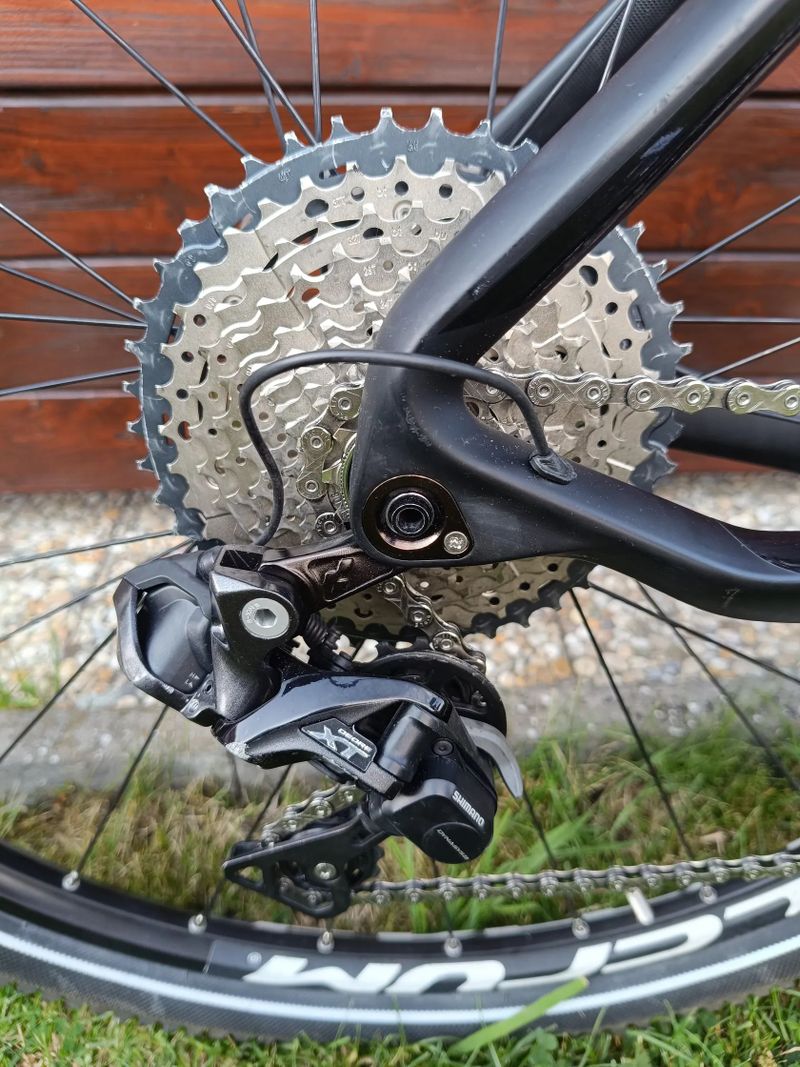 CUBE REACTION GTC ONE, komplet Shimano XT, elektrické řazení Shimano XT Di2
