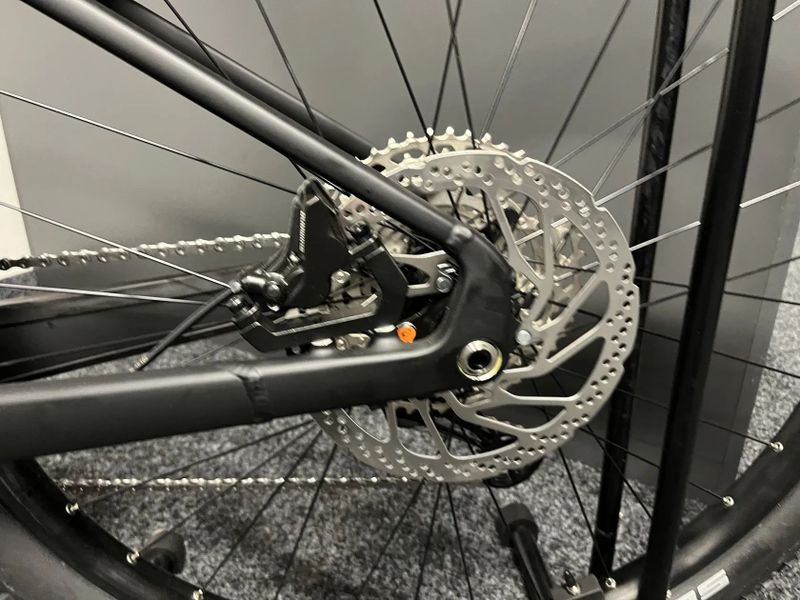 CUBE Reaction Hybrid RACE 800 vel. XL 2025 NOVÉ