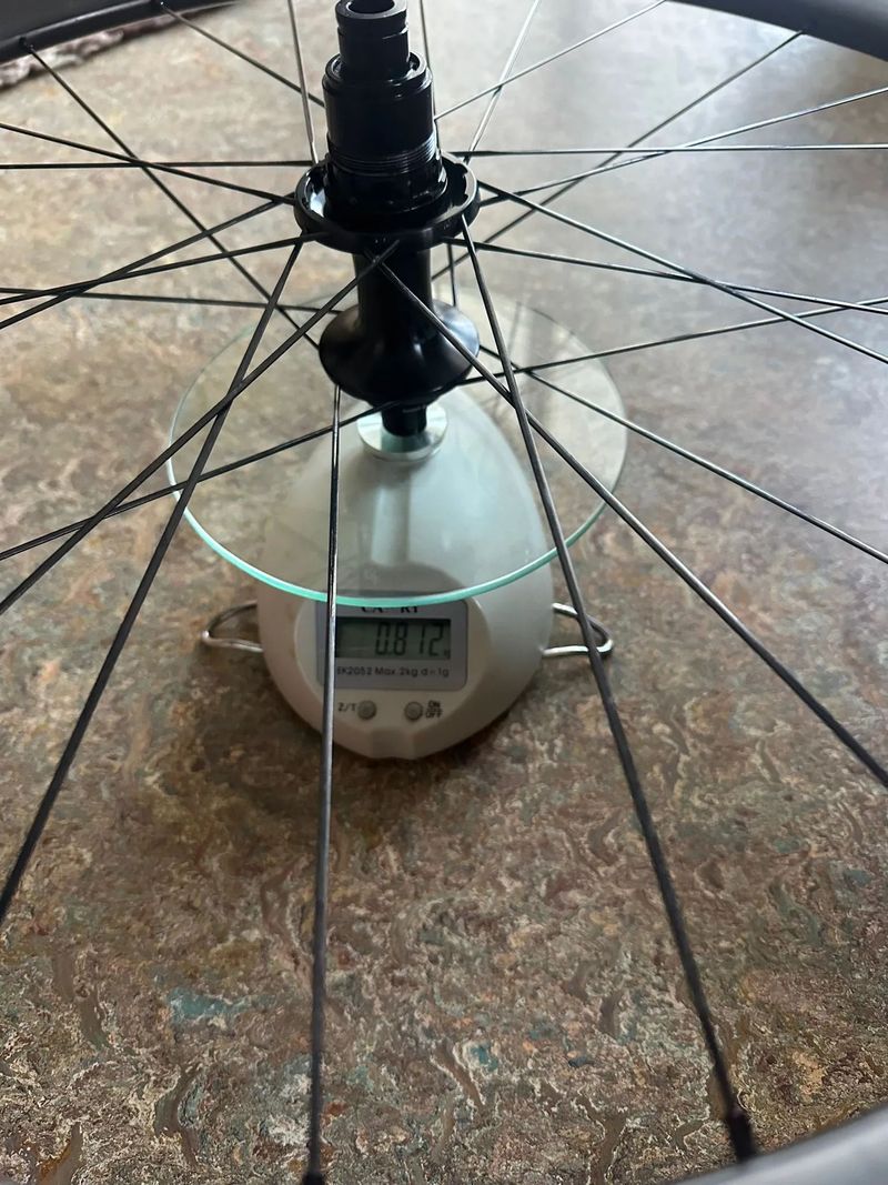 Kola Roval CLXII, ořech Shimano HG, nová ložiska DT Swiss keramika