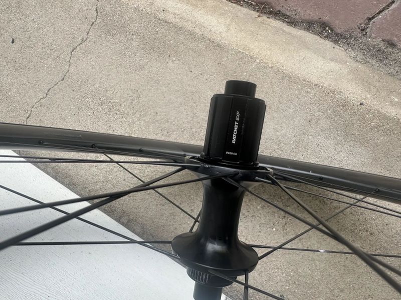 Kola Roval CLXII, ořech Shimano HG, nová ložiska DT Swiss keramika