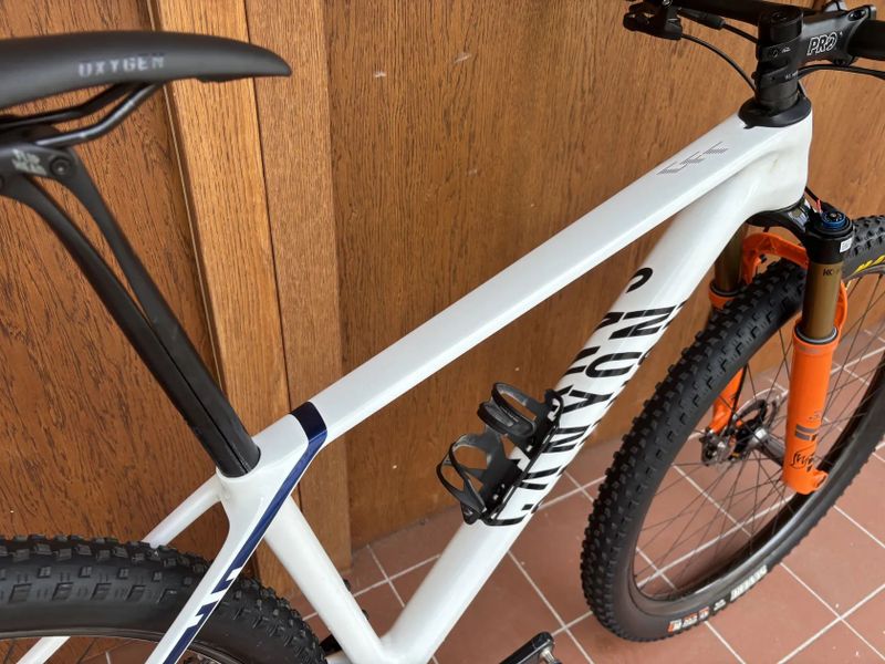 CANYON EXCEED CFR - SHIMANO XTR 1 x 12 - VEL. M (46 cm) - KARBONOVÁ KOLA XTR / DUKE