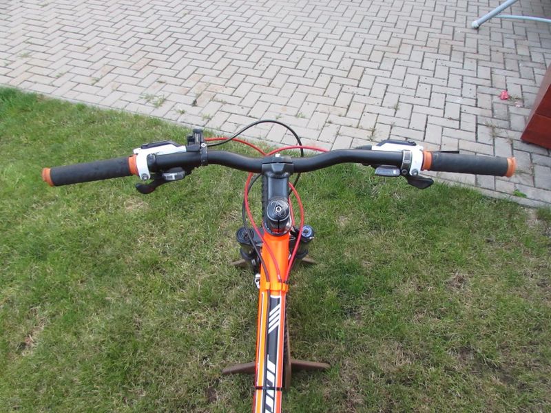 Celoodpružené kolo 26 