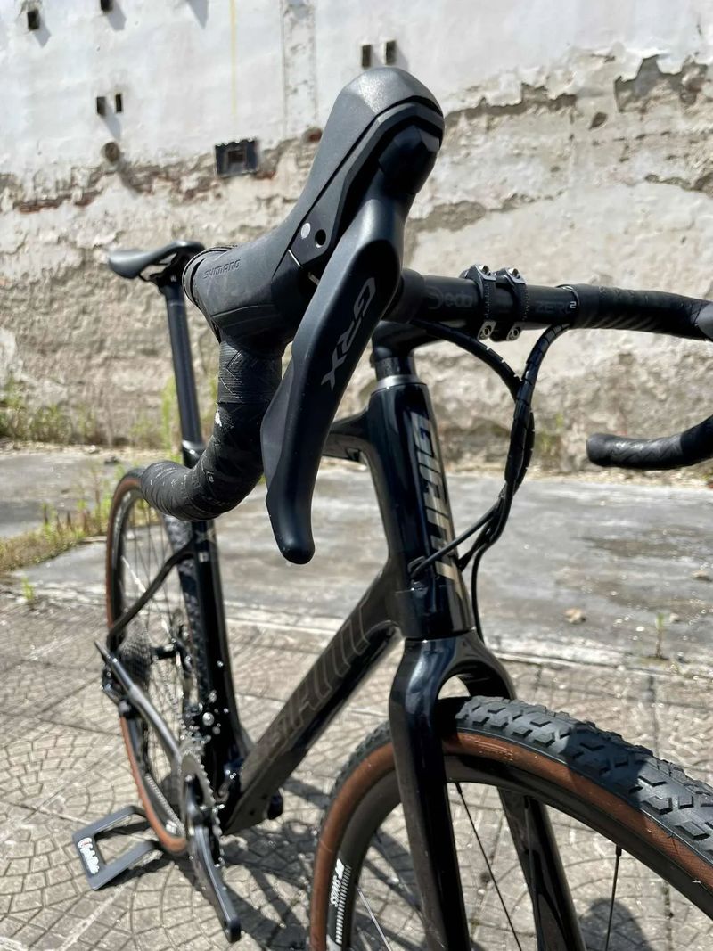 GIANT REVOLT ADVANCED PRO, Black-Chrome - vel. XL