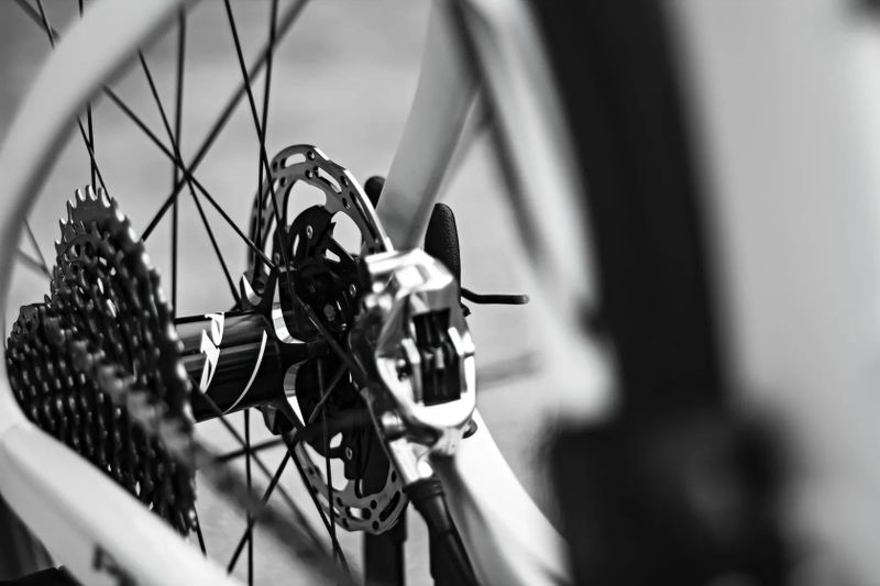 Pinarello Dogma F12, Sram Red AXS Etap 2x12, Zipp Firecrest 