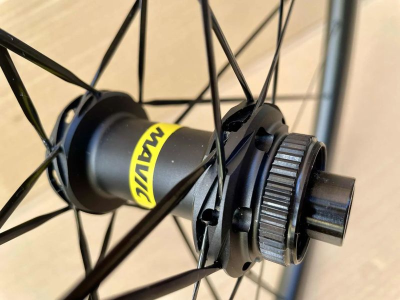 Kola MAVIC ALLROAD SL Carbon Disc CL - 1550 g