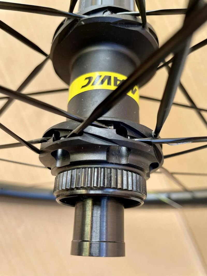 Kola MAVIC ALLROAD SL Carbon Disc CL - 1550 g