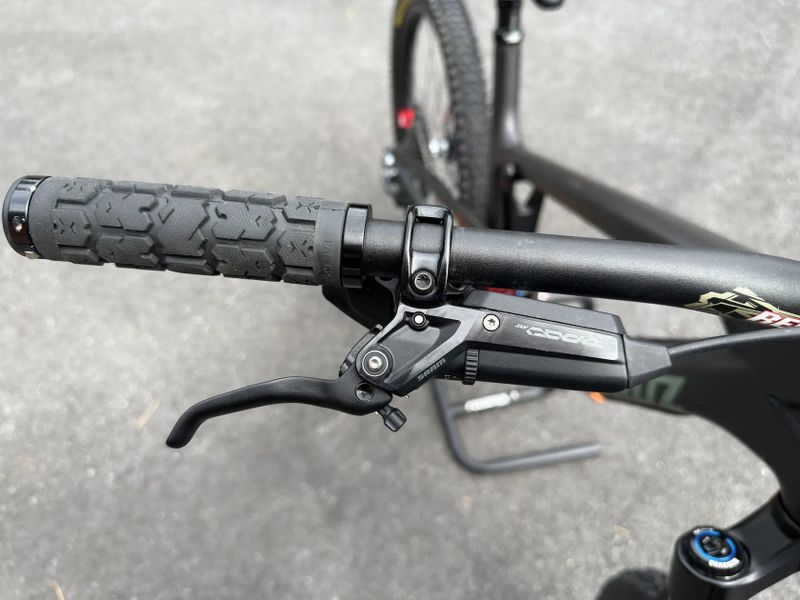 Santa Cruz Nomad X01 axs RSV(rozprodám)